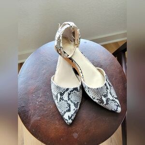 Faux Snakeskin Seychelle Flats